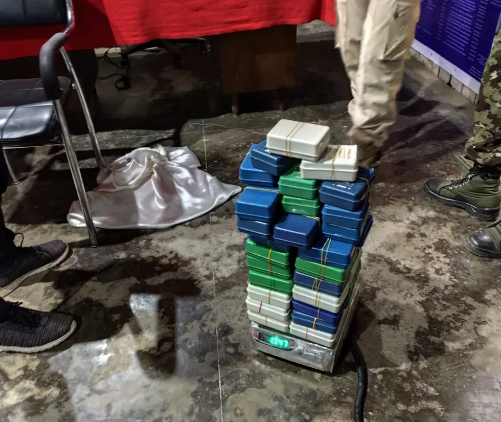 Assam Rifles and Manipur Police Recover ₹2.31 Crores Worth of Heroin in Mao Gate 1 WhatsApp Image 2024 11 17 at 9.54.22 PM 1 e1731862412208
