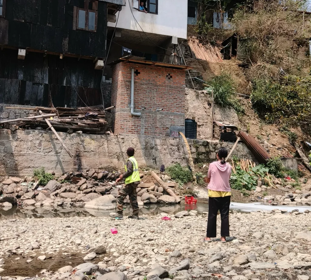 Eviction Drives Carried Out by Senapati District Administration Along NH-02 and Riverbanks 2 WhatsApp Image 2025 04 08 at 12.48.07 6f52758b