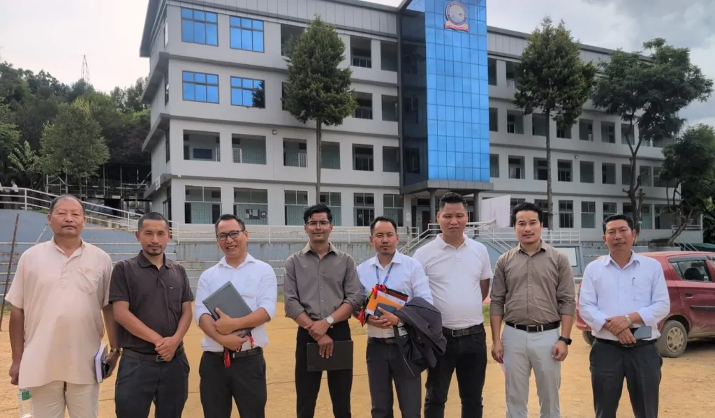 Mount Everest College Senapati Celebrates XIII Commerce Day Focusing on Entrepreneurship 2 WhatsApp Image 2025 08 27 at 20.45.08 44948de1 e1756311001403